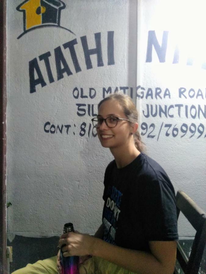 Atathi Niwas Guest House For Backpackers And Travellers Сіліґурі Екстер'єр фото